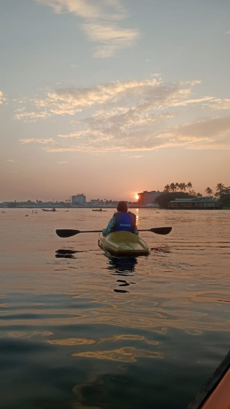 Kayaking Alleppey (1)